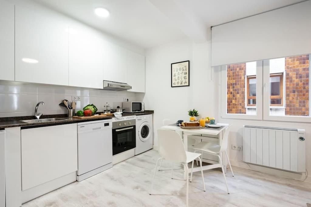 Piso En El Corazon De Gijon Apartment ภายนอก รูปภาพ
